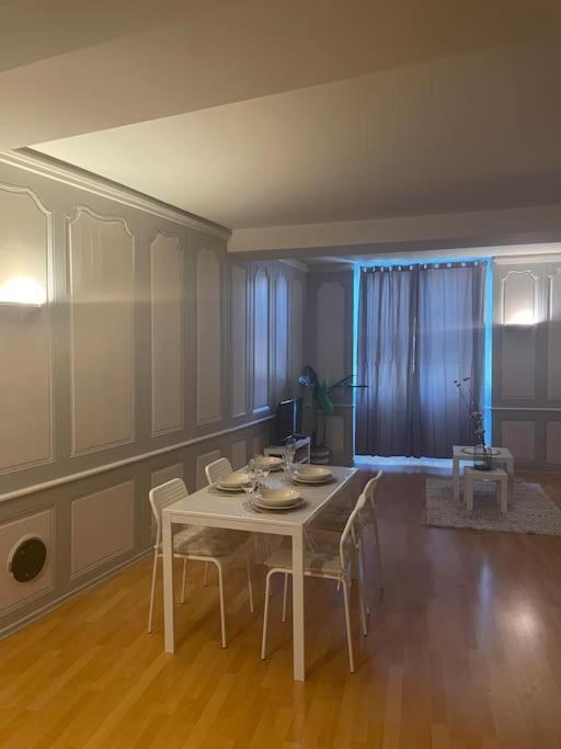 « Au Coeur De Dole » Apartment Екстериор снимка